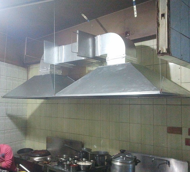 Профессиональная вытяжка своими руками 63