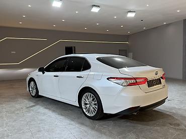 ct 200: Toyota Camry: 2017 г., 2.5 л, Вариатор, Гибрид, Седан — 3