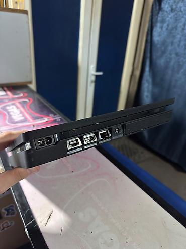 ev ucun soyducular: PlayStation 4 Slim oyun konsolu. Kompakt və zərif dizayna malik PS4 — 5