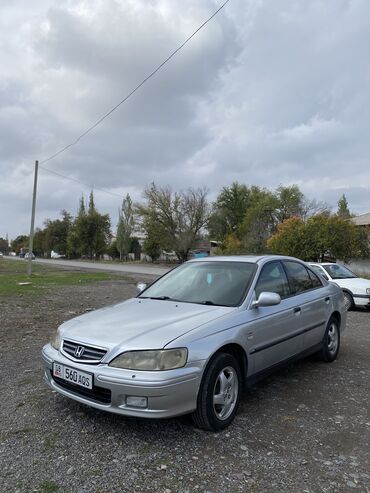 Honda: Honda Accord: 2002 г., 2 л, Автомат, Бензин, Седан