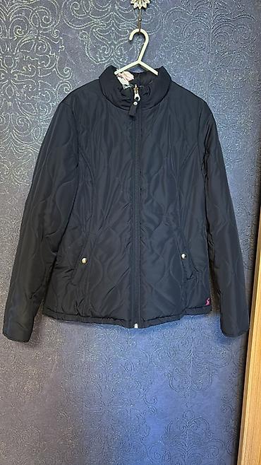 Kurtkalar: Qadın qara yüngül şişmə jaket - Rəng: qara (daxili tərəfi iri çiçək — 1