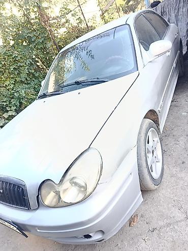 corolla runx: Hyundai Sonata: 2004 г., Седан — 3