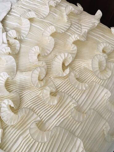 Örtüklər: Yataq üçün rəng - Bej Yataq örtüyü — 4