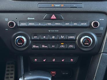 Kia: Kia Sportage: 2019 г., 2 л, Дизель — 12