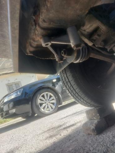 VAZ (LADA): VAZ 2199 (Samara) hatchbek - Kuzov: 4 qapılı hatchbek, gümüşü rəng - — 10