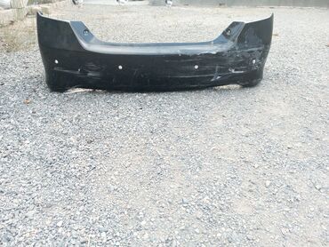 Krılolar: Arxa, Toyota Camry, Ünvandan götürmə