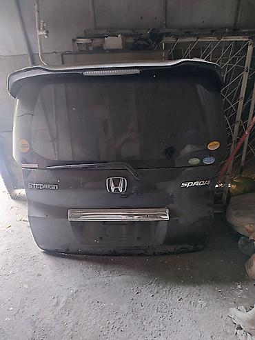 продаю спада: Крышка задней двери (пятая дверь) для Honda Stepwgn Spada — 1