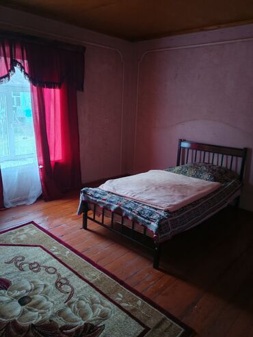 Günlük kirayə evlər: 200 kv. m, 4 otaqlı — 5