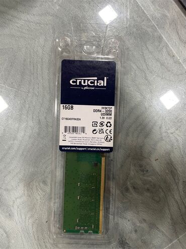 Operativ yaddaş (RAM): Operativ yaddaş (RAM) Crucial, 16 GB, 3200 Mhz, DDR4, PC üçün, Yeni