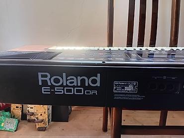 zeng ucun gitara: Roland E-500 OR aranjer sintezator - 61 klaviş (dinamik hissiyatlı) - — 2