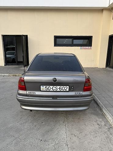 1998 ford transit: Opel Astra: 1.4 l | 1993 il 499999 km Sedan — 2