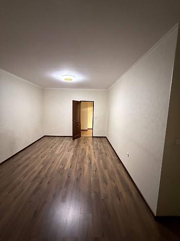 каинда квартиры: 2 комнаты, 81 м², АЮ Гранд Элитка, 4 этаж, Косметический ремонт — 9