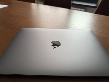 купить макбук аир м1: Ноутбук, Apple, 8 ГБ ОЭТ, Apple M1, 13.3 ", Колдонулган, Жумуш, окуу үчүн, эс тутум SSD