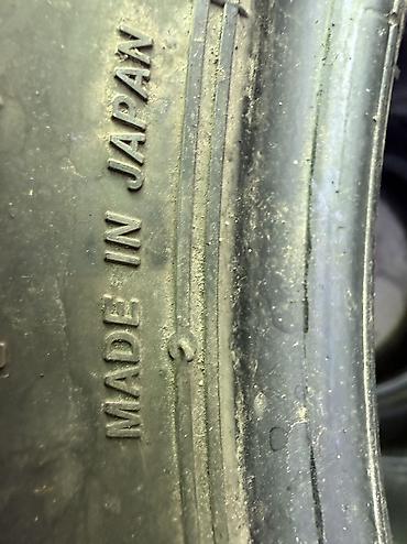 шины бу зимние: 225/65/17 4 шт комплект в идеальном состоянии фирма Bridgestone — 7