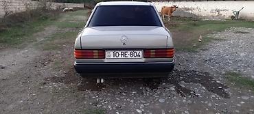 7 nəfərlik avtomobillər: Mercedes-Benz 190: 2.2 l | 1990 il — 3