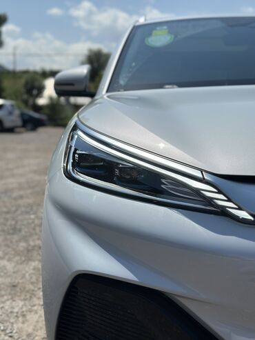 зарядное устройство для электромобиля: BYD : 2024 г., 0.1 л, Вариатор, Электромобиль, Кроссовер