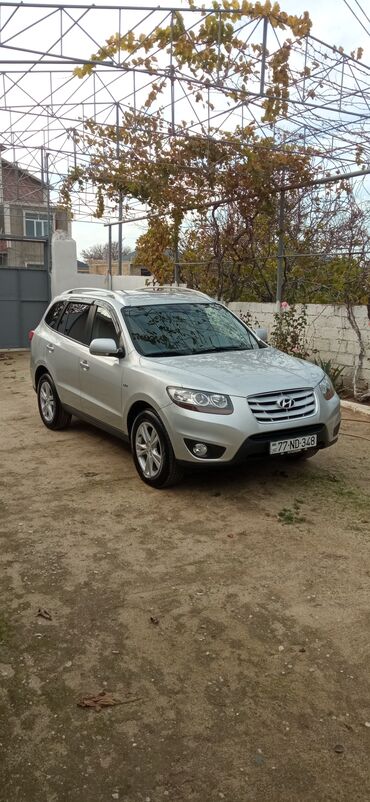 Hyundai: Hyundai Santa Fe: 2 l | 2010 il Ofrouder/SUV