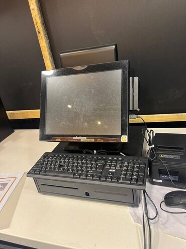 Dönər aparatları: Salam. Gənclik Mallda bağlanmış restoranın avadanlığı satışa — 17