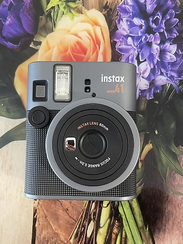 Фотоаппараты: Fujifilm instax Tep tezedir 2 gün islenmiyib ustundə təkcə lenti — 3