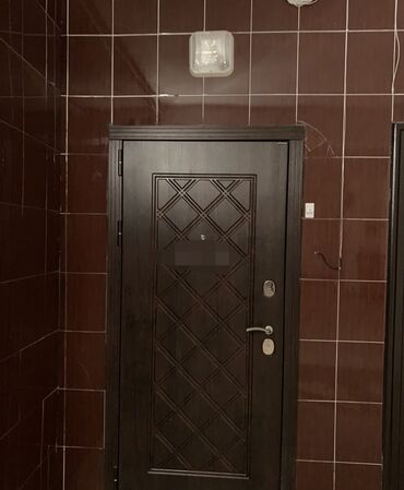 Uzunmüddətli kirayə mənzillər: Ulvi shadlig sarayin yaninda ve Stimul hospitalnan uz be uz yerleshen — 9