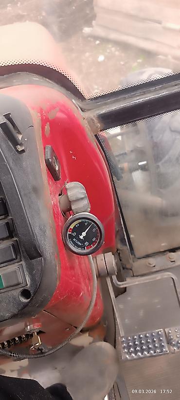 Другие тракторы: Колёсный трактор с кабиной Описание: YTO 704 год:2008 турбина 900.000 — 12