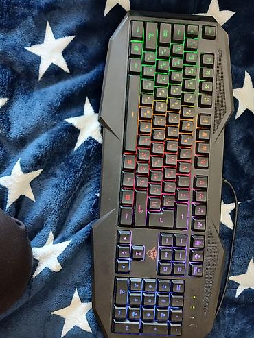 ucuz modemler: RGB işıqlanmalı oyun klaviaturası - Tam ölçülü (numpadli) USB — 1