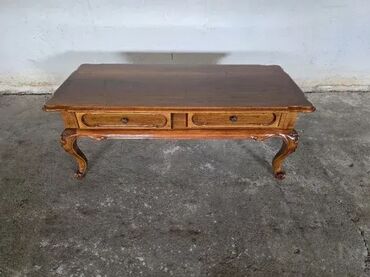 Stilski klub stolovi: Prelep stocic u odlicnom stanju. Duzina 130 cm Sirina 60 cm Visina 52 — 7