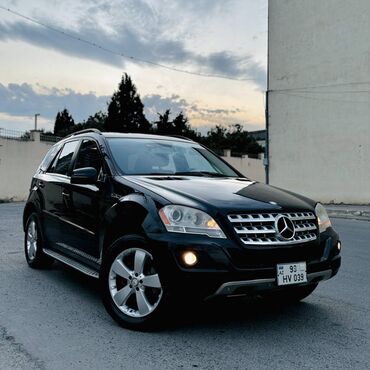 Mercedes-Benz ML 350: 3.5 l | 2011 il Ofrouder/SUV