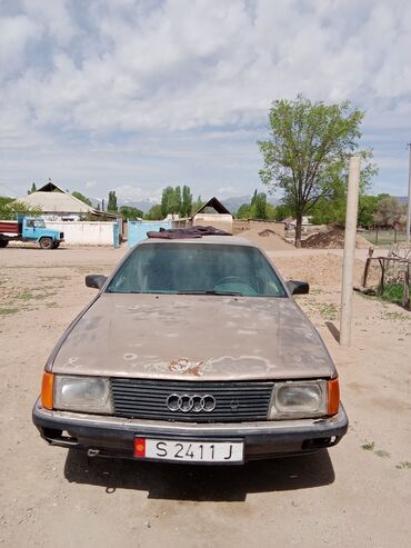 наклейки для авто: Audi 100: 1985 г., 2.3 л, Механика, Бензин