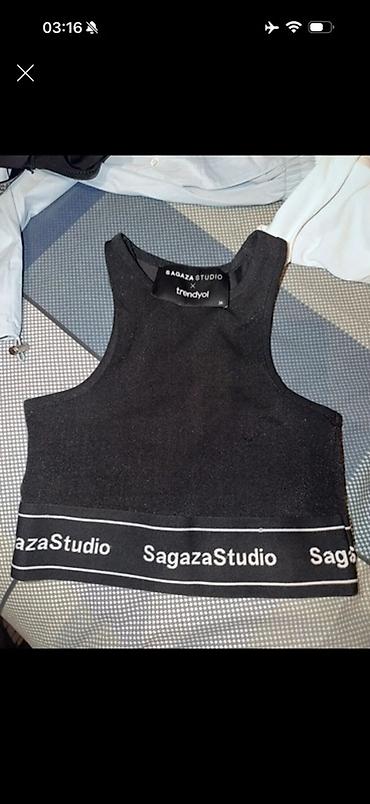 Yeni Sagaza Studio top