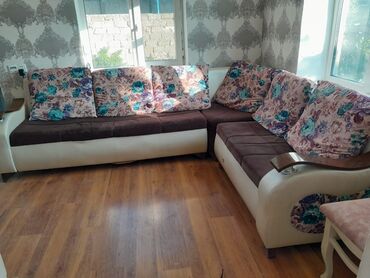 avanqard divan modelleri: Угловой диван, Б/у, Нераскладной, Без подьемного механизма, Нет доставки