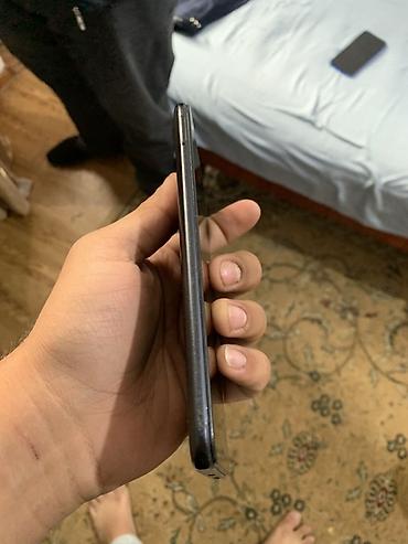 сломаный телефон: Смартфон Xiaomi Redmi 9A 

Телефон полностью рабочий — 4