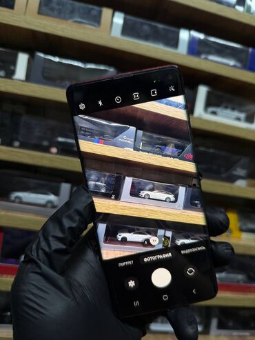 Samsung: Samsung Galaxy S10 Plus, Б/у, 128 ГБ, цвет - Красный — 9