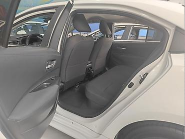 levin: Toyota Levin: 2023 г., 1.8 л, Автомат, Гибрид, Седан — 4