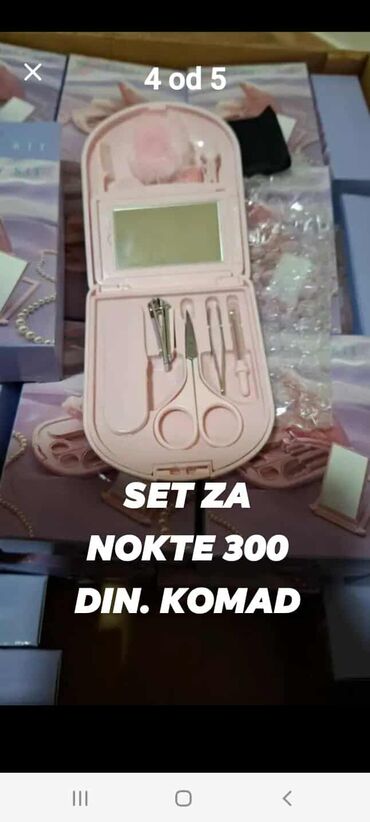 Setovi za manikir i pedikir: Kozmetički setovi i šminka: - Komplet za negu noktiju u kompaktnoj — 1