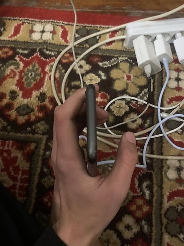 Apple iPhone: IPhone 11, Б/у, 128 ГБ, Черный, Кабель, 81 % — 6