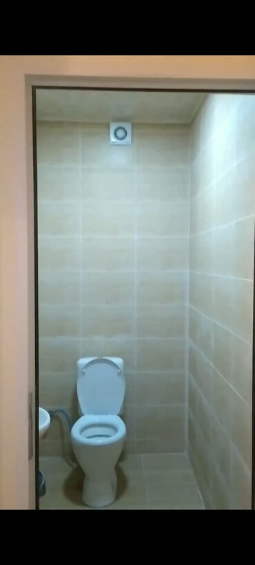 Uzunmüddətli kirayə mənzillər: Nərmanov metrosun bir adimliqi.Təbriz küç .Uşaq Stomoloqiya mərkəzi — 10