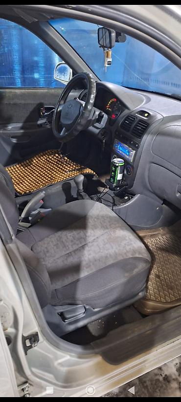 range over: Hyundai Accent: 2004 г., Механика, Седан — 2