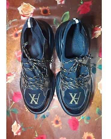 Ботинки и ботильоны: Продаю новую обувь,размер 40 - маломерки,подойдут и на 39 размер — 6