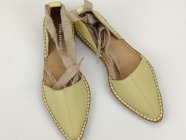 jeansy proste nogawki damskie: Flat shoes for women, 38, condition - Perfect