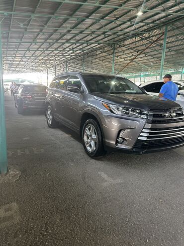 продаю хайландер: Toyota Highlander: 2018 г., 3.5 л, Автомат, Бензин, Кроссовер