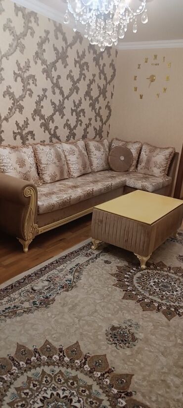 embawood metbex stolu: Yeni, Künc divan, Qonaq otağı üçün, Açılmayan