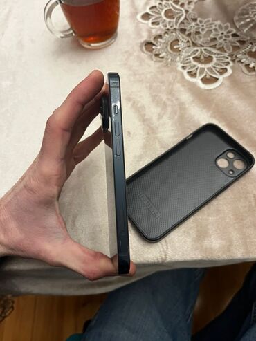 Apple iPhone: IPhone 13, 128 GB, Qara, Face ID — 5