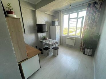 срочно продаётся 1 комнатная квартира в районе шлагбаум по улице кенсуйская 17 пересекает интергельпо ориентировочно парк фучика: 1 бөлмө, 36 кв. м, Элитка, 9 кабат, Косметикалык ремонт