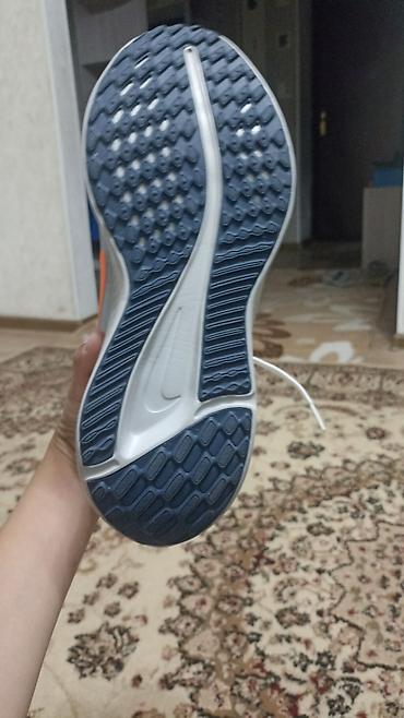 женские сникерсы: Кроссовки Nike для бега (модель DD0204‑103) - Размер: US 7.5 / UK 6.5 — 2
