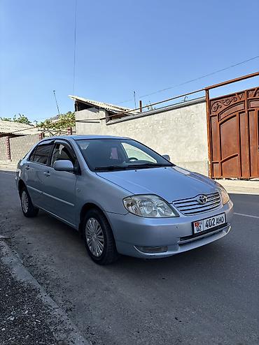 Toyota: Toyota Corolla: 2004 г., 1.4 л, Бензин, Седан — 3