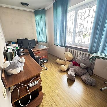 Долгосрочная аренда домов: 210 м², 6 комнат — 6