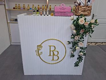 parfum vitrine: Şüşə, Zəmanətsiz, Kredit yoxdur — 1