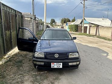 бу тачила: Volkswagen Vento: 1993 г., 1.8 л, Механика, Бензин, Седан — 1