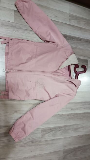 женские куртки с капюшоном: Женская куртка S (EU 36), цвет - Розовый